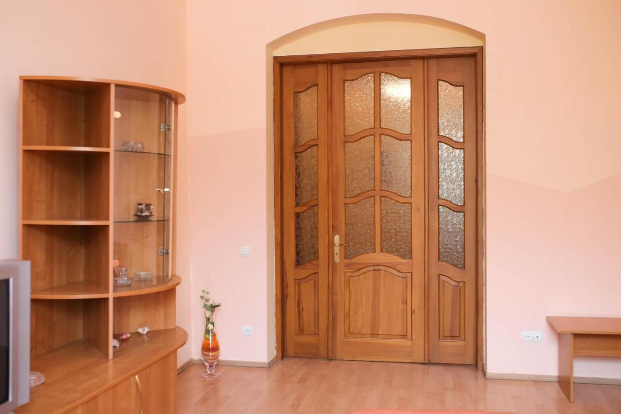 Apartment Near St. Elizabeth Church Lemberg Exterior foto